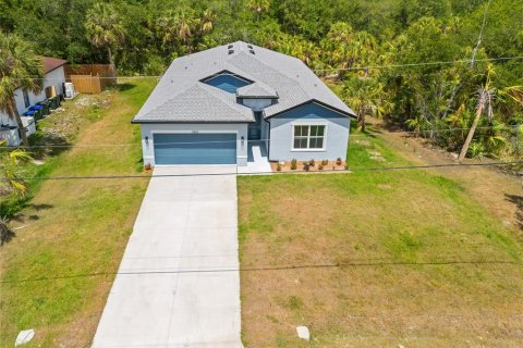 House in North Port, Florida 4 bedrooms, 184.88 sq.m. № 1428880 - photo 30