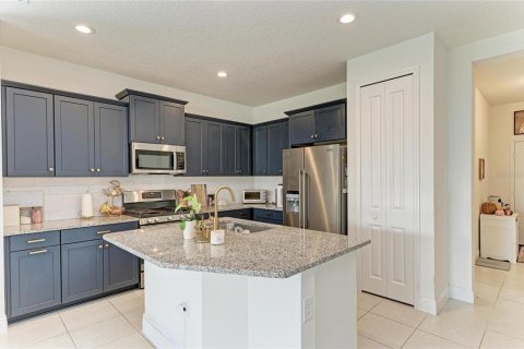 House in Venice, Florida 2 bedrooms, 141.58 sq.m. № 2412732 - photo 9