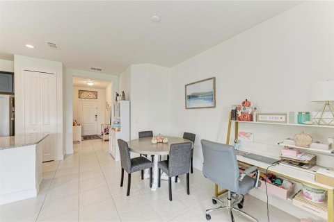 House in Venice, Florida 2 bedrooms, 141.58 sq.m. № 2412732 - photo 6