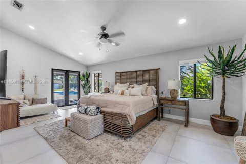 Купить виллу или дом в Хомстед, Флорида 4 спальни, 316.61м2, № 2033454 - фото 7