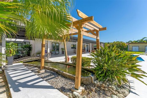 Купить виллу или дом в Хомстед, Флорида 4 спальни, 316.61м2, № 2033454 - фото 17