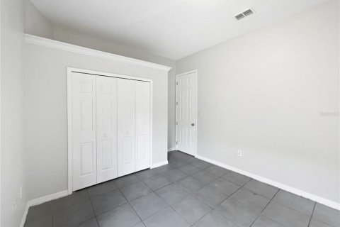 House in Yalaha, Florida 2 bedrooms, 204.29 sq.m. № 1803541 - photo 15