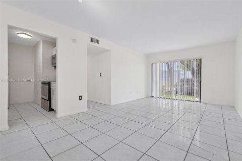 Condominio en venta en Miami, Florida, 2 dormitorios, 72.84 m2 № 1965404 - foto 16
