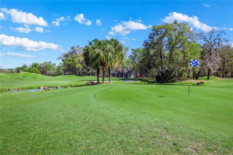 Condo in Gainesville, Florida, 3 bedrooms  № 2129901 - photo 29