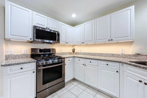 Купить виллу или дом в Дэвенпорт, Флорида 9 комнат, 255.02м2, № 1772035 - фото 7