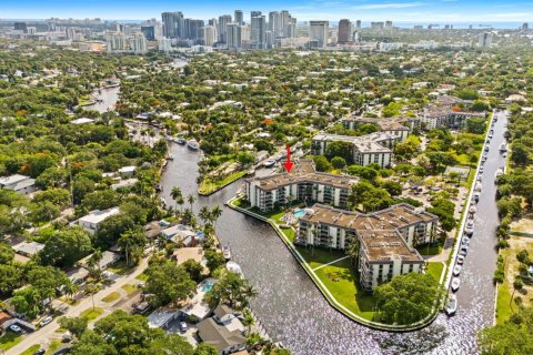 Condo in Fort Lauderdale, Florida, 1 bedroom  № 2270993 - photo 18