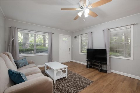 Villa ou maison à vendre à Gainesville, Floride: 3 chambres, 89.37 m2 № 1744468 - photo 2