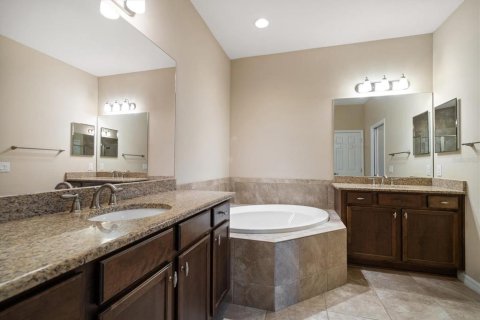 Casa en venta en Largo, Florida, 2 dormitorios, 159.23 m2 № 1880668 - foto 27