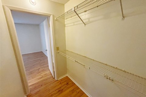 Condo in Tampa, Florida, 2 bedrooms  № 2214226 - photo 21