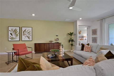 House in Parrish, Florida 4 bedrooms, 287.9 sq.m. № 1220480 - photo 24