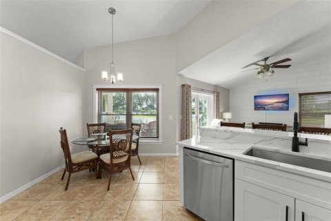 House in Davenport, Florida 3 bedrooms, 157.19 sq.m. № 1910565 - photo 18