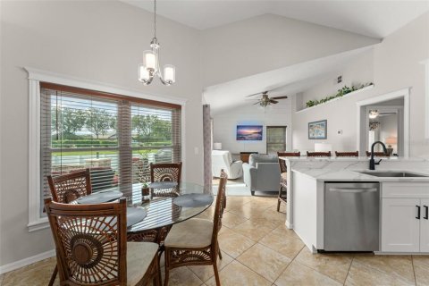 House in Davenport, Florida 3 bedrooms, 157.19 sq.m. № 1910565 - photo 16