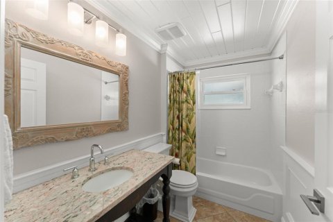 House in Davenport, Florida 3 bedrooms, 157.19 sq.m. № 1910565 - photo 27