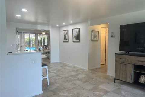 Casa en alquiler en Englewood, Florida, 3 dormitorios, 122.82 m2 № 1387019 - foto 3