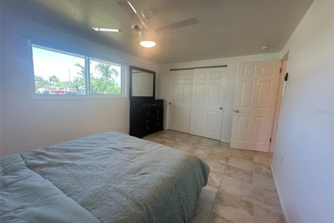 House in Englewood, Florida 3 bedrooms, 122.82 sq.m. № 1387019 - photo 15