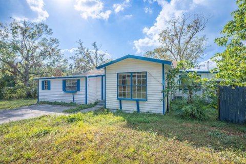 Immobilier commercial à Lakeland, Floride 5 chambres, 233.65 m2 № 2330587