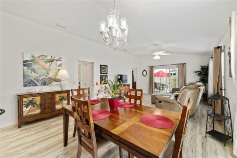 Casa en venta en The Villages, Florida, 3 dormitorios, 129.78 m2 № 1820601 - foto 11