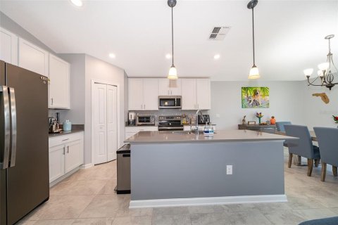 Casa en venta en Kissimmee, Florida, 4 dormitorios, 179.77 m2 № 1716956 - foto 13