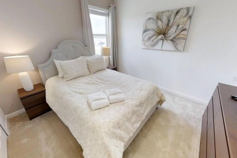 Снять в аренду виллу или дом в Киссимми, Флорида 6 спален, 266.82м2, № 2098741 - фото 12