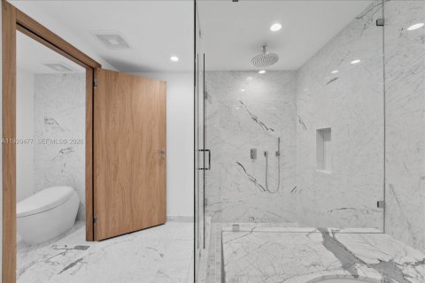 Condo in Bay Harbor Islands, Florida, 3 bedrooms  № 1996012 - photo 25