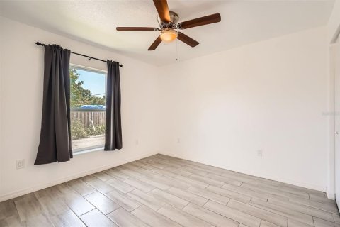 House in Bradenton, Florida 3 bedrooms, 129.97 sq.m. № 1793981 - photo 22