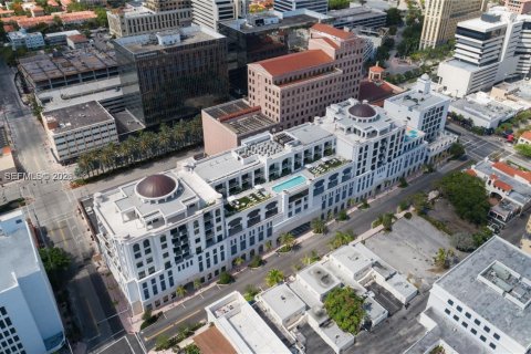 Condo in Coral Gables, Florida, 2 bedrooms  № 2060906 - photo 30