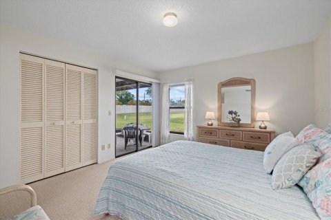 House in Nokomis, Florida 2 bedrooms, 100.15 sq.m. № 1717689 - photo 15