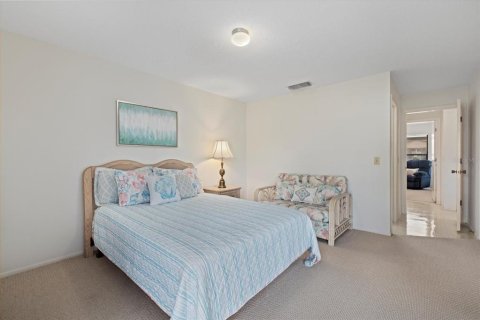 House in Nokomis, Florida 2 bedrooms, 100.15 sq.m. № 1717689 - photo 16