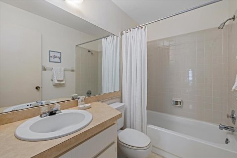 House in Nokomis, Florida 2 bedrooms, 100.15 sq.m. № 1717689 - photo 20