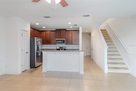 Touwnhouse à vendre à Davenport, Floride: 4 chambres, 179.3 m2 № 1838327 - photo 5