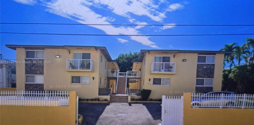 Apartamento en Miami, Florida 2 dormitorios, 72.46 m2 № 1779937