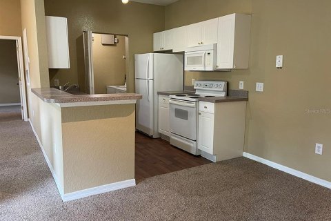 Copropriété à louer à Altamonte Springs, Floride: 3 chambres, 117.61 m2 № 2415244 - photo 5