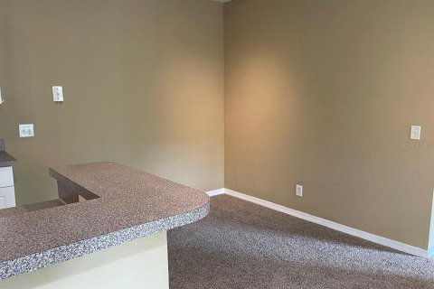 Copropriété à louer à Altamonte Springs, Floride: 3 chambres, 117.61 m2 № 2415244 - photo 4