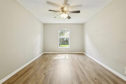 Villa ou maison à vendre à Orlando, Floride: 3 chambres, 117.43 m2 № 1793925 - photo 16