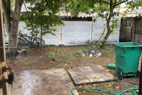 House in Miami Gardens, Florida 3 bedrooms, 92.81 sq.m. № 1812016 - photo 15