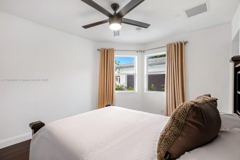 Casa en alquiler en Fort Lauderdale, Florida, 4 dormitorios, 222.97 m2 № 1930501 - foto 21