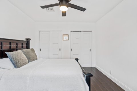 Casa en alquiler en Fort Lauderdale, Florida, 4 dormitorios, 222.97 m2 № 1930501 - foto 22