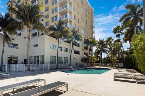 Copropriété à louer à North Bay Village, Floride: 1 chambre, 86.58 m2 № 2025803 - photo 3