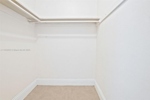 Casa en venta en Pembroke Pines, Florida, 3 dormitorios, 156.45 m2 № 1880162 - foto 17