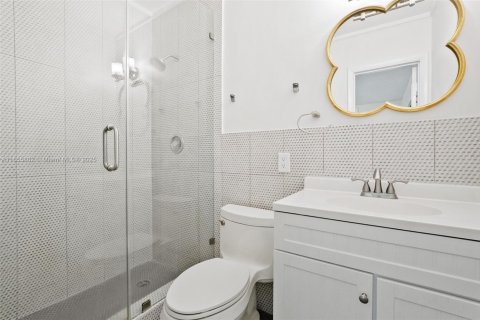 Casa en venta en Pembroke Pines, Florida, 3 dormitorios, 156.45 m2 № 1880162 - foto 13