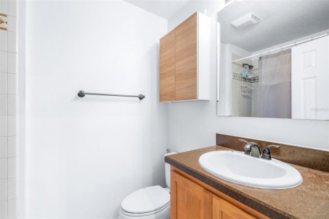 Adosado en venta en Tampa, Florida, 2 dormitorios, 111.48 m2 № 2360993 - foto 28