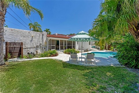 Купить виллу или дом в Холливуд, Флорида 3 спальни, 211.72м2, № 1968705 - фото 25