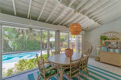 Купить виллу или дом в Холливуд, Флорида 3 спальни, 211.72м2, № 1968705 - фото 23