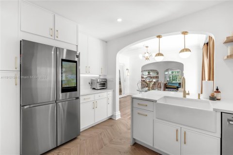 Купить виллу или дом в Холливуд, Флорида 3 спальни, 211.72м2, № 1968705 - фото 5