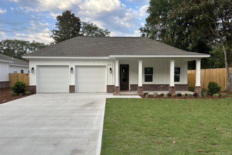 Villa ou maison à louer à Destin, Floride: 4 chambres, 204.38 m2 № 589850 - photo 1