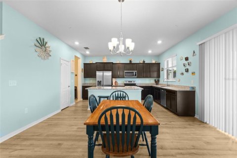 Casa en venta en Titusville, Florida, 5 dormitorios, 327.95 m2 № 1662377 - foto 19