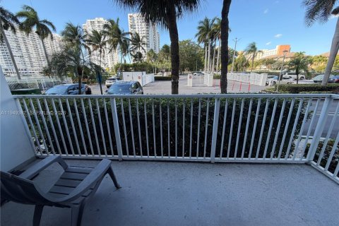 Снять в аренду кондоминиум в Авентура, Флорида 1 спальня, 99.03м2, № 2006686 - фото 5