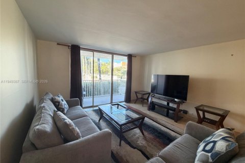 Снять в аренду кондоминиум в Авентура, Флорида 1 спальня, 99.03м2, № 2006686 - фото 3