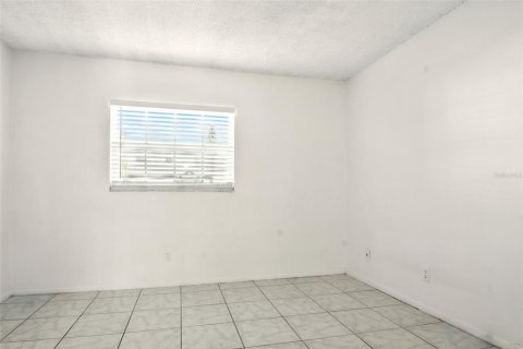 Condo in Winter Park, Florida, 2 bedrooms  № 1873979 - photo 19