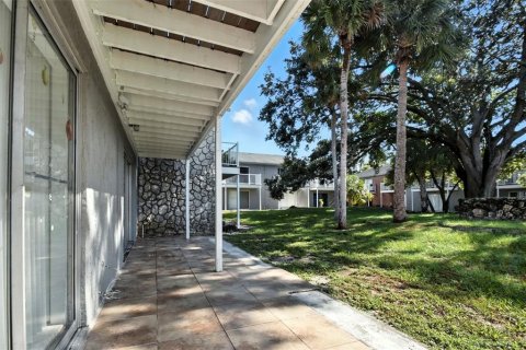 Condo in Winter Park, Florida, 2 bedrooms  № 1873979 - photo 26
